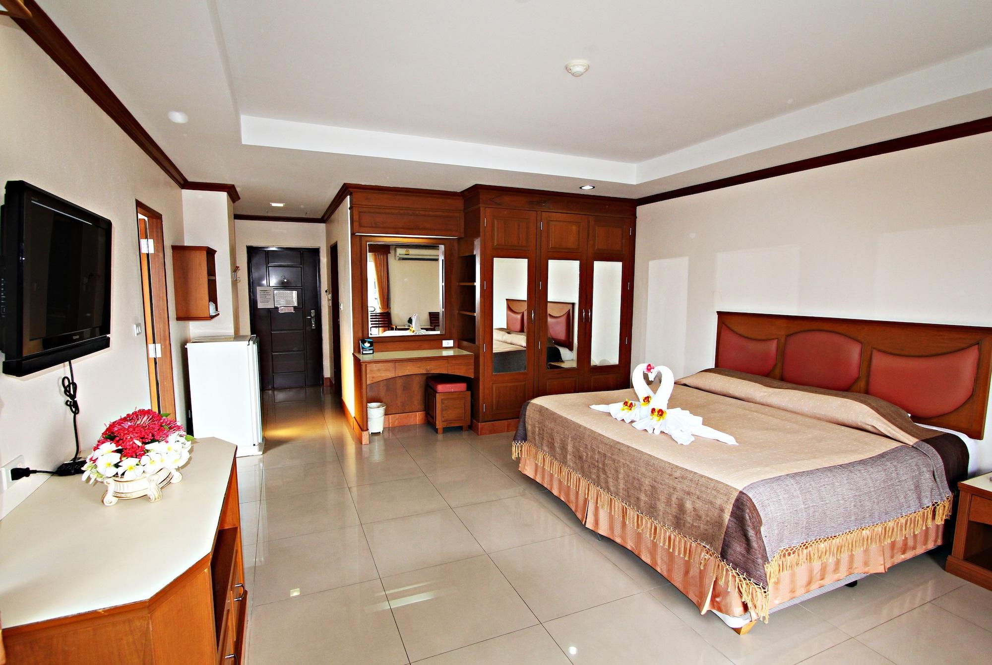 Lek Villa Pattaya Extérieur photo